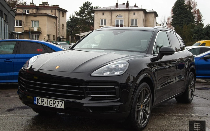 Porsche Cayenne cena 322000 przebieg: 71037, rok produkcji 2018 z Jeziorany małe 497